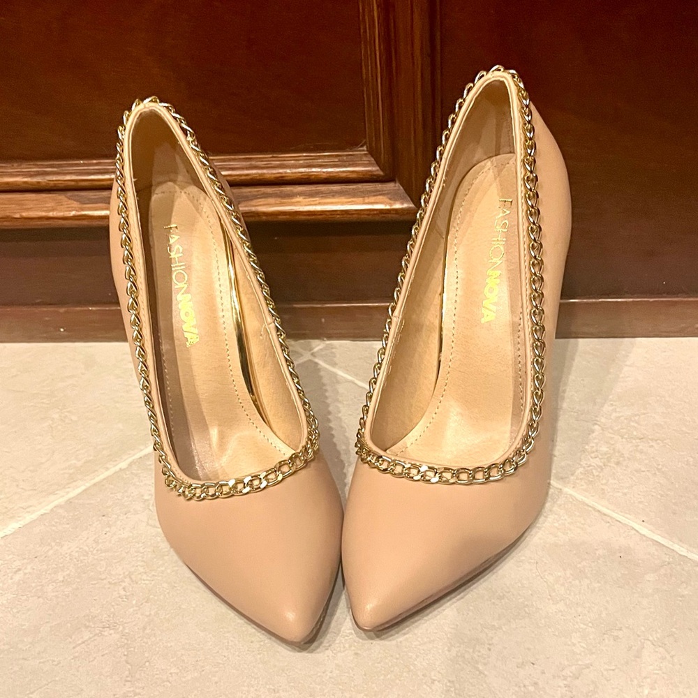 Fashion Nova Beige Faux Leather Stiletto with chain detail Pumps 8
